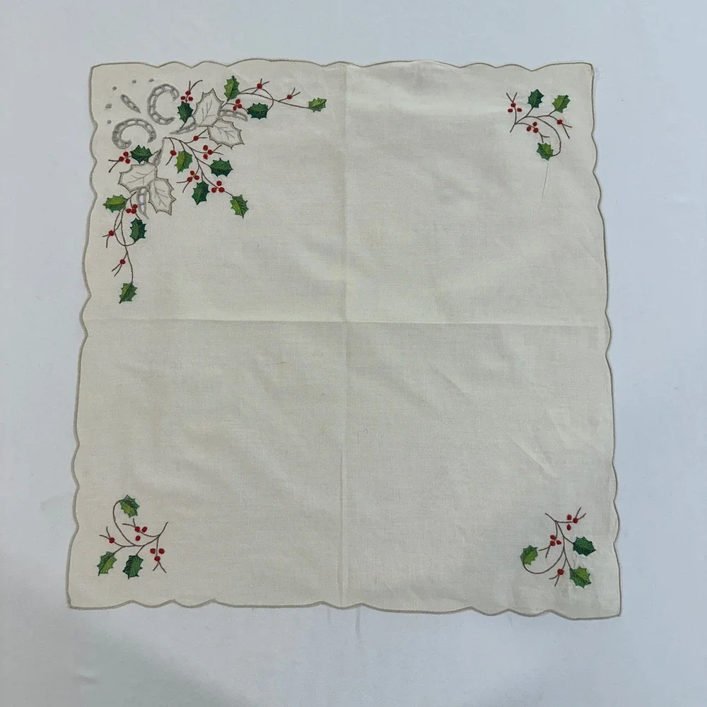 Lenox Linens Holly Berry Embroidered Placemats Napkins Set 6 Christmas Cream